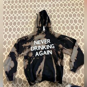 NWT Gildan Graphic Hoodie 
Size Large